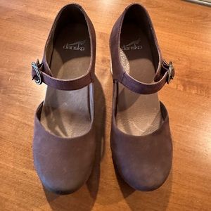 Dansko Mary Jane heels, excellent condition, size 39 (9)
